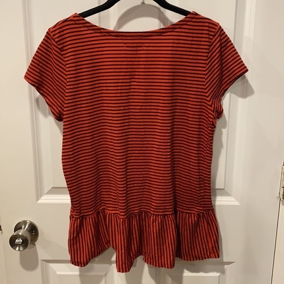 Gap Striped Peplum Tee EUC - Picture 8 of 9
